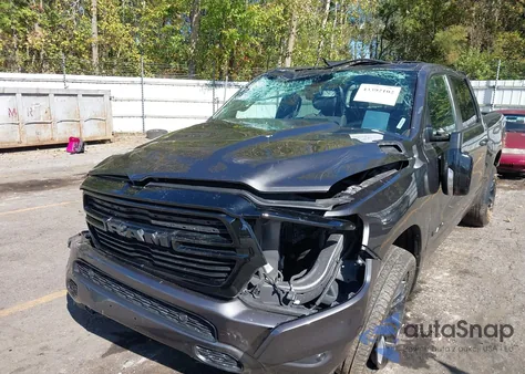 2021 Ram 1500 Big Horn 4X4 5'7 Box из США, поврежденный, VIN 1C6RRFFG3MN509679